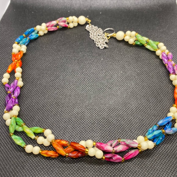 Sarah Coventry Signed Necklace Vintage Rainbow Colourful. - Picture 2 of 2